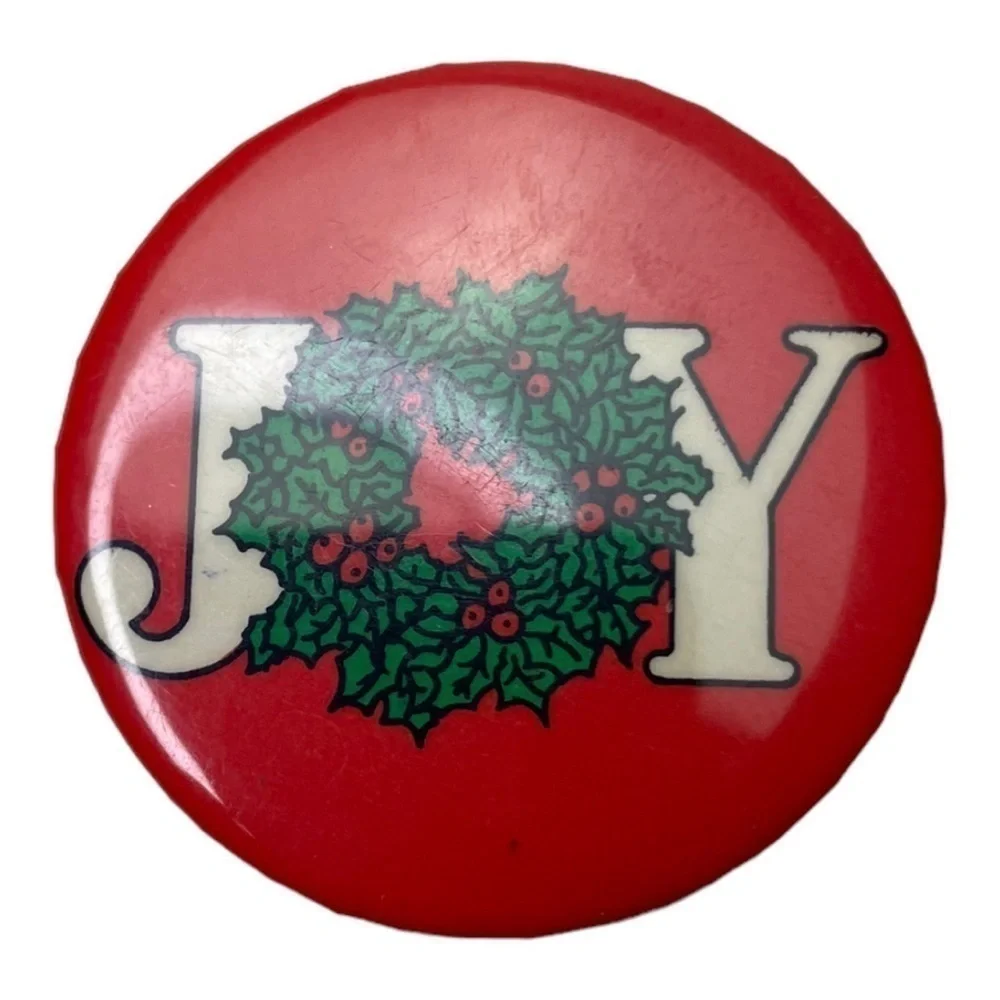 Vintage 6 Holiday Round Pins